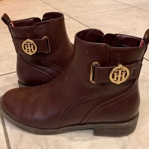 Tommy Hilfiger booties